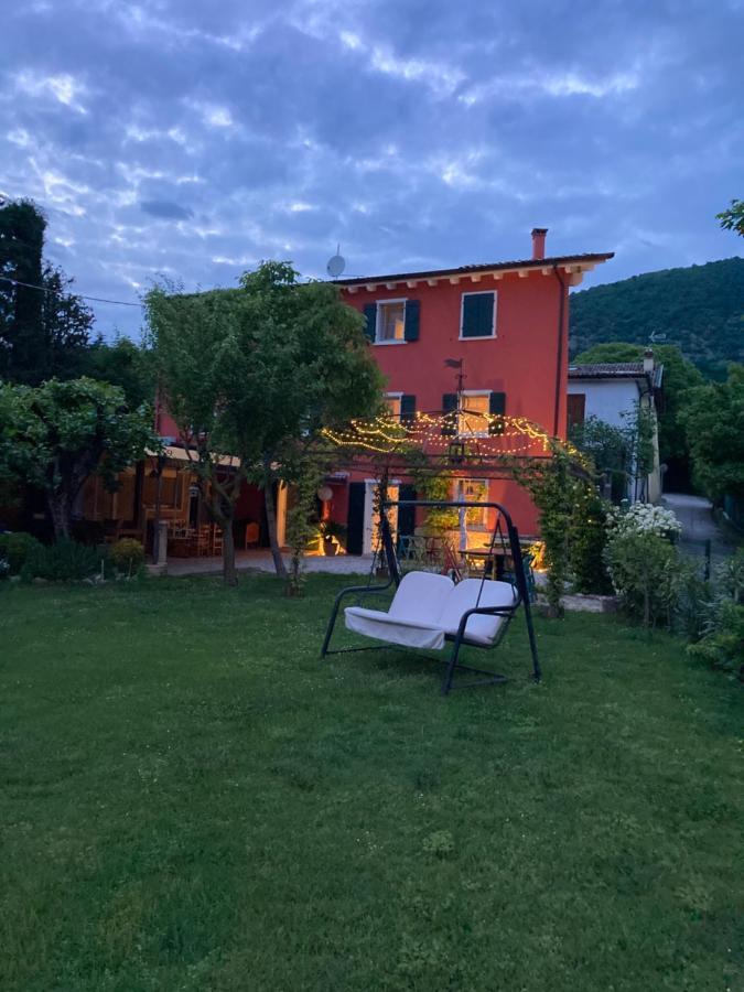 Redhouse Pesina Villa Costermano Dış mekan fotoğraf